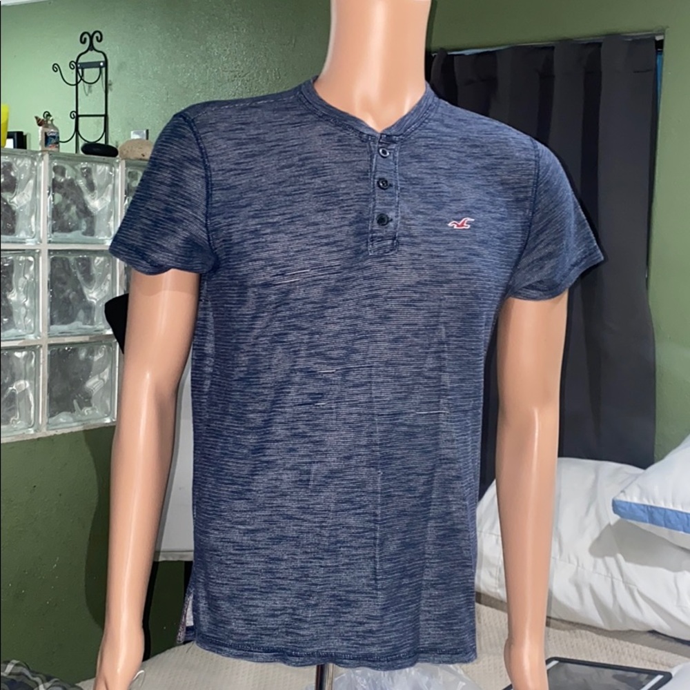 HOLLISTER shirt